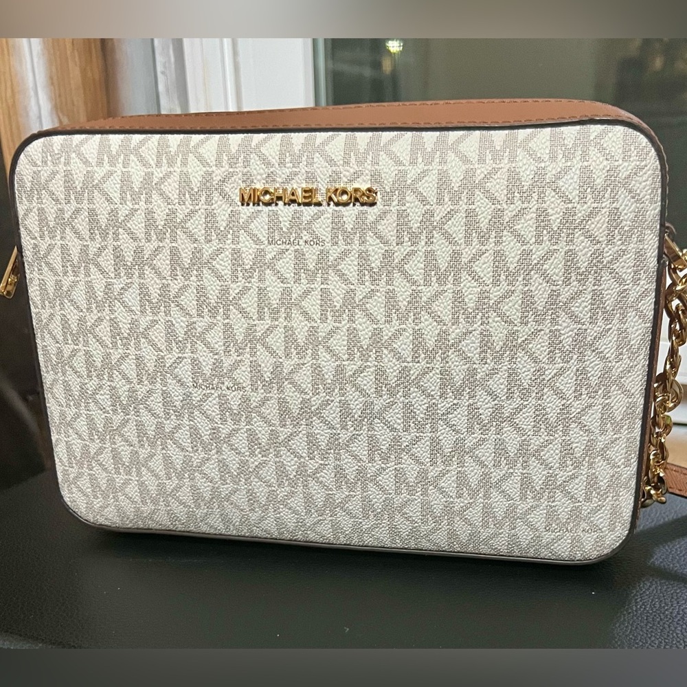 Michael Kors Jet Set Large Printed Logo Crossbody Bag -LIKE NEW CONDITION! - Picture 7 of 16